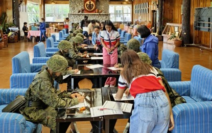 <div dir="auto">CADET VOTERS. Cadets at the Philippine Military Academy register as voters during a satellite registration event at the Longayban Hall of the academy in July 2024. Commission on Elections-Baguio has been doing special satellite registrations in schools, markets and other places to encourage more people to register and become eligible voters for the 2025 elections.<em>(Photo courtesy of Comelec-Baguio)</em></div>