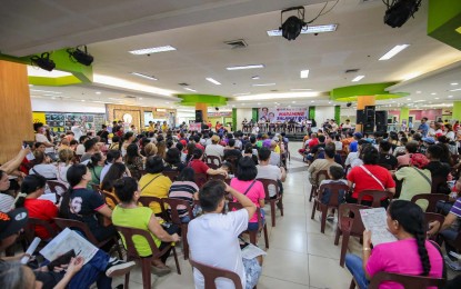 <p><strong>ASSISTANCE. </strong>Recipients of the Ayuda para sa Kapos ang Kita Program (AKAP) of the Department of Social Welfare and Development (DSWD) wait for their turn to receive their cash assistance during the payout in a mall in Iloilo City on Friday (Aug. 9, 2024). A total of 2,550 city residents availed of cash assistance at PHP3,000 each. <em>(Photo courtesy of Rep. Julienne Baronda)</em></p>