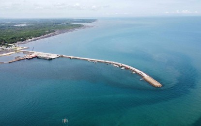 <p><strong>TRACE OF MOLASSES.</strong>  The waters along the feeder port of Sagay City in Negros Occidental have minimal trace of the molasses spill from M/T Mary Queen of Charity on Friday morning (Aug. 9, 2024). The city government continues to monitor the situation of nearby coastal communities and is ready to assist residents who may be affected<em>. (Photo courtesy of Sagay City Information and Tourism Office)</em></p>