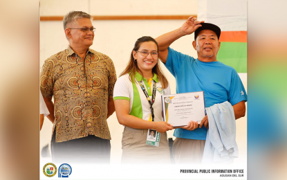 <p><strong>SUPPORT TO FARMERS.</strong> Agusan del Sur Governor Santiago Cane Jr. (left) and PhilMech Caraga Focal Person Jingle Paloma (center) led the release of various farm machinery and equipment to 29 farmer groups during the distribution activity held at the provincial capitol in Prosperidad town on Monday (Aug. 12, 2024). The groups received PHP90.2 worth of farm machinery and equipment. <em>(Photo courtesy of Agusan del Sur PIO)</em></p>