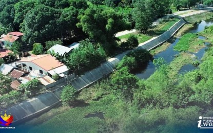 <p><strong>FLOOD PROTECTION</strong>. Aerial view of a portion of the 642.47-meter long slope protection project in San Carlos City, Pangasinan worth around PHP90 million in this undated photo. The construction of the two slope protection projects along the Agno River in San Carlos City, Pangasinan have been completed by the Department of Public Works and Highways (DPWH), ensuring the safety of the residents in  Barangay Bogaoan and Barangay Guelew and their properties. <em>(Photo courtesy of DPWH)</em></p>