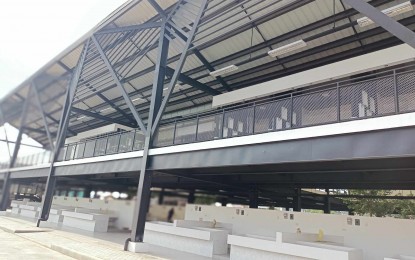 <p><strong>SEAFOOD MARKET.</strong> The seafood market in Estancia, Iloilo, funded by the national government, is almost complete. Officials expect the project to boost tourism in the northern part of Iloilo province. <em>(PNA photo by PGLena)</em> </p>