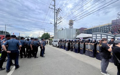 <p><strong>FINDING QUIBOLOY.</strong> Continuing operation to find and arrest Kingdom of Jesus Christ leader Apollo Quiboloy at the massive church compound in Davao City on Saturday (Aug. 24, 2024). The police stormed the compound at around 5 a.m. <em>(PNA photo by Che Palicte)</em></p>