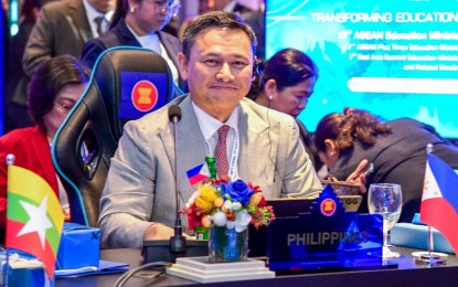 <p><strong>PURSUING DIGITAL EDUCATION.</strong> Education Secretary Sonny Angara leads the Philippine delegation at the 13th ASEAN Education Ministers Meeting (ASED) in Buriram, Thailand on Monday (Aug. 26, 2024). Angara underscored the need to advance digital education among the member states of the Association of Southeast Asian Nations (ASEAN).<em> (Photo courtesy of Ministry of Education Thailand)</em></p>