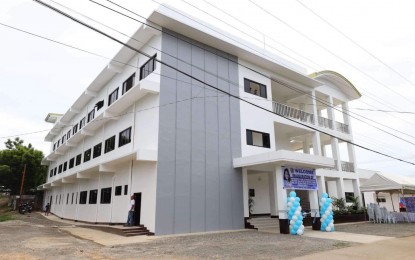 <p><strong>NEW BUILDING.</strong> The new building of Bantayan District Hospital. Bantayan Mayor Arthur Despi on Wednesday (Aug. 28, 2024) said the new PHP54.59 million hospital building will house the outpatient department, a conference room, and offices for the hospital officials, animal bite treatment center, and laboratory complex for coronavirus disease patients. <em>(Photo courtesy of Cebu Capitol PIO)</em></p>