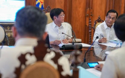 <p><span data-preserver-spaces="true"><strong>UPDATE ON INFRA PROJECTS</strong>. President Ferdinand R. Marcos Jr. convenes the 20th National Economic and Development Authority (NEDA) Board meeting at Malacañan Palace in Manila on Wednesday (Aug. 28, 2024). During the meeting, the NEDA Board discussed the progress and plans for infrastructure projects. <em>(Photo from </em></span><em>PBBM's official Facebook page)</em></p>