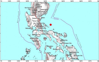 <p><strong>DOUBLET.</strong> The epicenter of the magnitude 5.3 quake that struck near Jomalig town in Quezon province Wednesday (Sept. 4, 2024) morning. The Philippine Institute of Volcanology and Seismology said another quake occurred near the same town shortly before 8 a.m., calling such an occurrence a doublet, which happens when two earthquakes of nearly the same size occur close together in the same area.<em> (Image from Phivolcs Facebook page)</em></p>