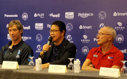 <p><strong>FRIENDLIES.</strong> Philippine National Volleyball Federation (PNVF) head Ramon Suzara (center), who was recently elected Asian Volleyball Confederation (AVC) president, answers questions from the media during the Alas Pilipinas Invitationals press conference at the Edsa Shangri-La Hotel in Mandaluyong City on Friday (Sept. 6, 2024). The Philippines will host two Japanese ball clubs in friendlies at the Philsports Arena in Pasig City on Sept. 7 ahead of the 2025 FIVB Volleyball Men’s World Championships. <em>(PNA photo by Jean Malanum)</em></p>