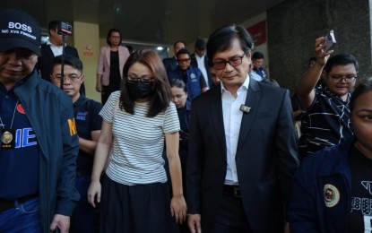 <p><strong>CAPTURED.</strong> Department of the Interior and Local Government Secretary Benjamin Abalos Jr. (right) escorts Alice Guo out of Jakarta, Indonesia on Thursday (Sept. 5, 2024). The former mayor who is being implicated in illegal Philippine Offshore Gaming Operators left the Phlippines in July but was captured by Indonesian authorities on Sept. 3. <em>(Photo courtesy of Sec. Abalos Facebook)</em> </p>