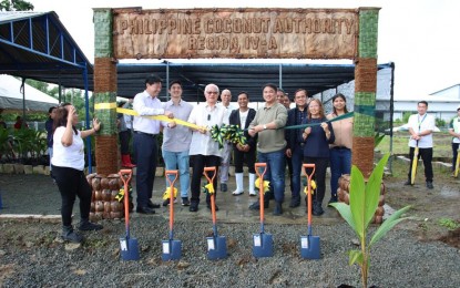 <p><strong>INDUSTRY BOOST</strong>. Batangas Governor Hermilando Mandanas (4th from left) leads the launch of the Coconut Research and Demo Farm in Tanauan City, Batangas on Sept. 5, 2024. It is part of the Coconut Industry Revitalization Project of the province<em>. (Photo courtesy of Batangas-PIO) </em></p>