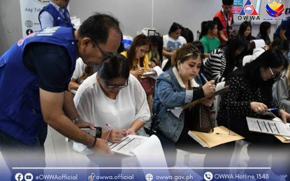 <p><strong>REPATRIATES.</strong> Overseas Workers Welfare Administration staff assist overseas Filipino repatriates at the Ninoy Aquino International Airport in Pasay City on Tuesday (Sept. 10, 2024). Each repatriate will receive PHP150,000 from the government. <em>(Photo courtesy of OWWA)</em></p>