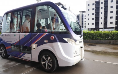 <p><strong>SELF-DRIVING BUS.</strong> The Primary Rapid Transit, the country's first self-driving mass transport, is plying New Clark City during its launching on Sept. 10, 2024. The autonomous bus is powered by Zemnov, Inc. and MC Metro Transport Operation, Inc. and being funded by New Energy and Industrial Technology Development Organization. <em>(Courtesy of BCDA)</em></p>