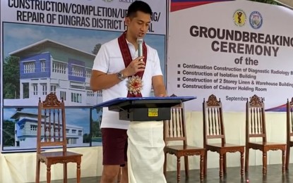 <p><strong>HOSPITAL UPGRADE</strong>. Ilocos Norte Governor Matthew Joseph Manotoc on Thursday (Sept. 12, 2024) urges for the speedy construction and upgrading of public health facilities in the province. He led the groundbreaking of the Dingras District Hospital's additional facilities, a project that received PHP37 million from the Department of Health. <em>(Screengrab from Matthew Marcos Manotoc FB live)</em></p>
<p> </p>