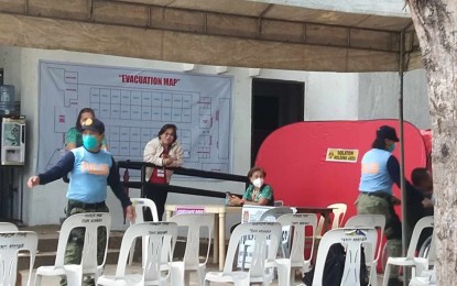 <p><strong>SIMULATION EXERCISE.</strong> The municipal government of La Castellana, Negros Occidental, conducts a simulation exercise for Mt. Kanlaon response operations on Wednesday (Sept. 11, 2024). The active volcano is currently under Alert 2, with increased seismic activity observed since earlier this week that could result in sudden steam-driven or phreatic eruptions, according to the Philippine Institute of Volcanology and Seismology. <em>(Photo courtesy of Department of Social Welfare and Development-Western Visayas)</em></p>