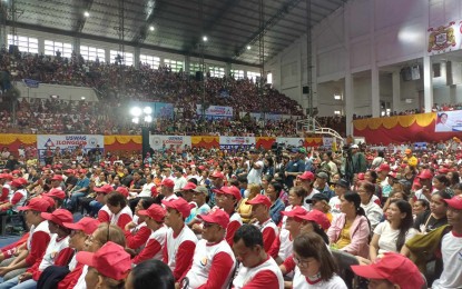 <p><strong>CAMPAIGN VS DENGUE.</strong> Beneficiaries of the Tulong Panghanapbuhay sa Ating Disadvantaged/Displaced Workers of the Department of Labor and Employment attend an orientation held at the University of San Agustin gymnasium on Friday (Sept. 13, 2024). They would help in the anti-dengue efforts of the local government. <em>(PNA photo by PGLena)</em></p>