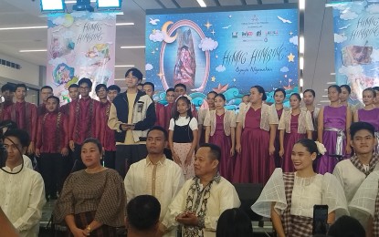 <p><strong>LOCAL PRIDE</strong>. One of the participating groups for the “Himig Himbing: Mga Heleng Atin” project of the Cultural Center of the Philippines during its performance at SM Center Dagupan City, Pangasinan on Friday (Sept. 13, 2024). The Himig Himbing is part of the Galila Arts Festival 2024 of Pangasinan’s fourth district that featured lullabies with lyrics in different dialects. <em>(PNA photo by Hilda Austria)</em></p>