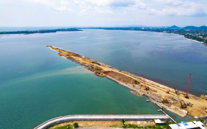 <p>CAUSEWAY. The ongoing works of the Tacloban causeway project in this Sept. 18, 2024 photo. The national government has allotted PHP2.8 billion for the construction of the project that will provide a shorter route from the city’s downtown to the airport, the Department of Public Works and Highways said Friday (Sept. 20). <em>(Photo courtesy of DPWH)</em></p>