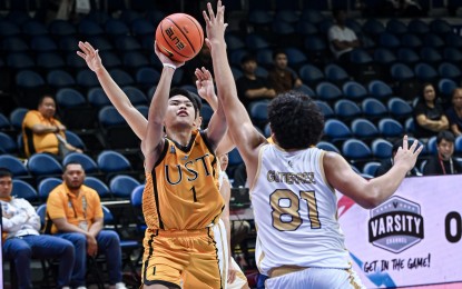 <p><strong>TOUGH SHOT.</strong> UST's Nickson Cabañero (No. 1) tries to score against NU's Maku Gutierrez (No. 81) during the UAAP Season 87 high school basketball tournament at Smart Araneta Coliseum in Quezon City on Saturday (Sept. 21, 2024). The Tiger Cubs won, 84-83. <em>(UAAP photo)</em></p>