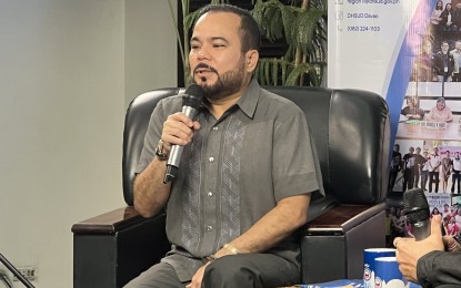 <p><strong>SHELTER ASSISTANCE.</strong> Department of Human Settlements and Urban Development in Davao Region Director Roberto Mauro Miguel Palma Gil announces during a press briefing in Davao City on Tuesday (Sept. 24, 2024) that emergency shelter support was distributed to 322 households in the region this year. The total PHP3.2 million went to families affected by earthquakes, extreme weather and fires in 2023. <em>(PNA photo by Robinson Niñal Jr.)</em></p>