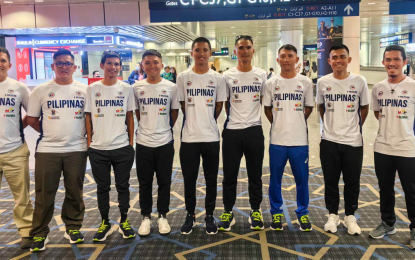 <p><strong>TOUR OF LANGKAWI.</strong> The Philippines will compete in the Tour of Langkawi in Malaysia from Sept. 29-Oct. 6, 2024. Photo shows (from left) coaches Virgilio Espiritu and Ronald Gorantes and athletes Junrey Navarra, Jude Gabriel Francisco, Joshua Pascual, Ronald Oranza, Jan Paul Morales, Marcelo Felipe and coach Mark John Lexer Galedo in transit at the Kuala Lumpur International Airport on their flight to Langkawi on Thursday (Sept. 26, 2024). <em>(PhilCycling photo)</em></p>