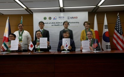 <p><strong>FOR BARMM.</strong> (From left) BARMM Health Minister Dr. Kadil Sinolinding Jr., JICA Philippines Chief Representative Sakamoto Takema, KOICA Philippines Country Director Kim Eunsub, and USAID Philippines Mission Director Ryan Washburn sign the memorandum of cooperation establishing the framework for collaboration and coordination of expertise and resources among the three development agencies at the Philippine International Convention Center in Pasay City on Friday (Sept. 27, 2024). Witnessing the signing were Health Secretary Teodoro Herbosa, Japanese Ambassador Endo Kazuya, Korean Embassy Minister Sang Seung-Man and US Ambassador MaryKay Carlson. <em>(PNA photo by Yancy Lim)</em></p>