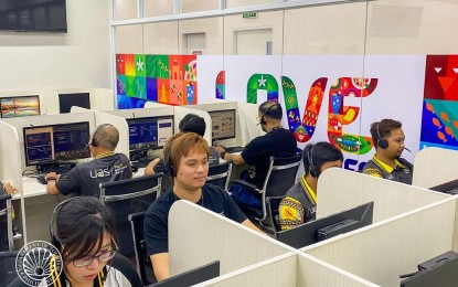 <p><strong>TOURIST ASSISTANCE.</strong> Tourist Assistance Call Center agents provide real-time travel-related information in this undated photo. The agents have extensive knowledge of tourism and travel services, including the Filipino Brand of Service Excellence. <em>(Photo courtesy of DOT)</em></p>