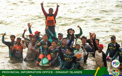 <p><strong>WINNERS.</strong> Team KFJ from Borongan, Samar, dominates the 1st National Invitational Boat Racing: The Battle of the Brands, held Sept. 28-29 in the Dinagat Islands. The race is part of the province’s 18th founding anniversary celebration, which will culminate on Oct. 2. <em>(Photo courtesy of the Governor’s Office, Dinagat Islands)</em></p>