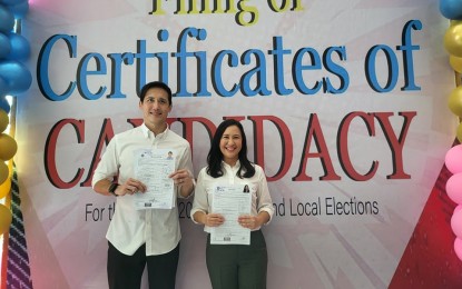 <p>REELECTION. Quezon City Mayor Joy Belmonte files her Certificate of Candidacy together with her running mate Vice Mayor Gian Sotto at the Amonranto Sports Complex on Tuesday (Oct. 1, 2024). The two are seeking reelection for their third term. <em>(Photo grabbed from Mayor Joy Belmonte FB)</em></p>