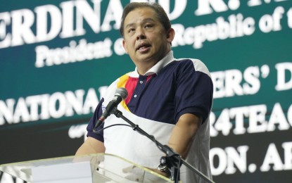 <p><strong>TEACHERS’ DAY.</strong> Speaker Ferdinand Martin G Romualdez delivers his message to thousands of teachers during the 2024 National Teachers' Day Culminating Celebration at the Araneta Coliseum in Cubao, Quezon City Thursday (Oct. 3, 2024). He assured them of the unwavering commitment of Congress to promote their welfare particularly in terms of salaries and benefits. <em>(Photo courtesy of House Press and Public Affairs Bureau)</em></p>