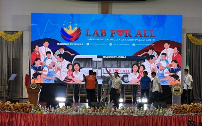 <p><strong>FREE MEDICAL SERVICES.</strong> President Ferdinand R. Marcos Jr. leads the Lab for All caravan in Pasig City on Thursday (Oct. 3, 2024). The Lab for All Project, an initiative of First Lady Liza Araneta-Marcos, offers medical and health care services through Bagong Pilipinas Mobile Clinics. <em>(PNA photo by Ruth Abbey Gita-Carlos)</em></p>