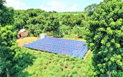 <p><strong>SOLAR-POWERED IRRIGATION.</strong> The solar panels of the Tara Agrarian Reform Cooperative solar-powered irrigation system in Barangay Carabalan, Himamaylan City, Negros Occidental. The PHP7.9-million project funded by the provincial government provides an eco-friendly alternative for water management in farming. <em>(Photo courtesy of PIO Negros Occidental)</em></p>