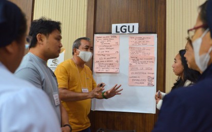 <p><strong>VOLUNTEERS.</strong> Some of the 50 volunteers trained by the Philippine National Volunteers Coordinating Agency and the US Peace Corps interact with each other during their workshop last week. A US Embassy statement on Thursday (Oct. 3, 2024) said that the US Peace Corps and PNVSCA have partnered in strengthening the Philippine’s culture of volunteerism. <em>(Photo courtesy of the US Embassy)</em></p>