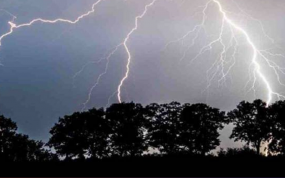 Lightning strikes kill 297 people in Bangladesh