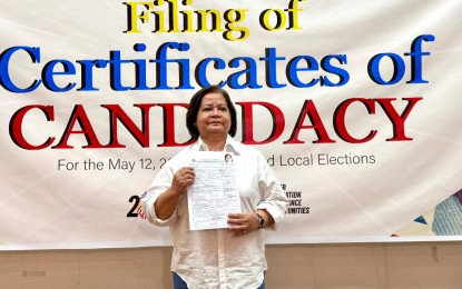 <p><strong>BIG SWITCH</strong>. Pampanga Vice Governor Lilia G. Pineda files her certificate of candidacy (COC) for the gubernatorial post on Tuesday (Oct. 8, 2024). Her son, Pampanga Governor Dennis Pineda, also filed his COC for vice governor in the May 2025 polls. <em>(Photo by Marna Dagumboy-Del Rosario)</em></p>