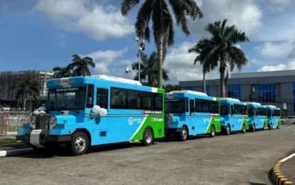 <p><strong>E-JEEPS</strong>. The initial five e-jeeps from China launched by the Cebu People’s Multi-Purpose Cooperative (CPMPC), owner-operator of the modernized People’s Jeep, at the Bacolod City Government Center grounds on Tuesday (Oct. 8, 2024). “This is the first in Bacolod. Our operators can really save on cost by using e-jeep. At the same time, it is environment-friendly,” said Robert Cerrada, chief operating officer of supplier e-Future Motors Philippines. <em>(Screenshot from Cebu People’s Multi-Purpose Cooperative video)</em></p>