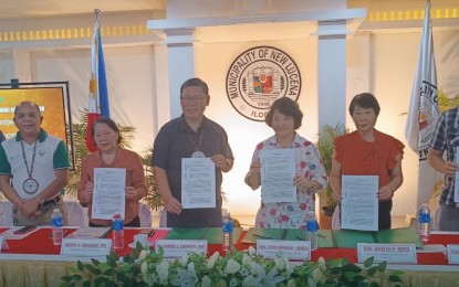 <p><strong>DAIRY INDUSTRY.</strong> Stakeholders sign a memorandum of agreement for the PHP40-million National Dairy Authority farmers livelihood center and feeds center at New Lucena, Iloilo on Feb. 16, 2024. The groundbreaking activity for the project is set in in Barangay Guinobatan on Oct. 28. <em>(File photo courtesy of DA 6-Regional Agri-Fishery Information Section)</em> </p>