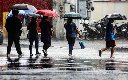 Cloudy skies, rains continue to prevail over PH Sunday