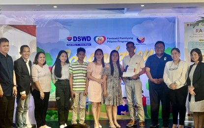 Davao Oro 4Ps family named 'Huwarang Pantawid Pamilya'