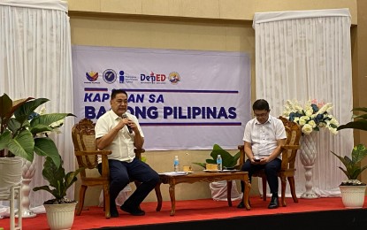 <p><strong>LEARNING PROGRAM</strong>. DepEd-Bicol Director Gilbert Sadsad (left) answers media questions during the Kapihan sa Bagong Pilipinas at Casablanca Hotel in Legazpi City on Tuesday (Oct. 15, 2024). DepEd-5 implemented an eight-week learning recovery program to enhance the literacy and numeracy of early-grade learners. <em>(PNA photo by Connie Calipay)</em></p>