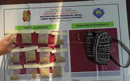 <p><strong>ANTI-DRUG CAMPAIGN.</strong> Police officers account for drug evidence from a sting operation in this undated photo. The Police Regional Office (PRO) 3 on Tuesday (Oct. 15, 2024) said it has arrested 166 suspects and seized PHP3 million worth of illegal drugs during a series of anti-drug operations from Oct. 6 to 13. <em>(Photo courtesy of PRO 3)</em></p>