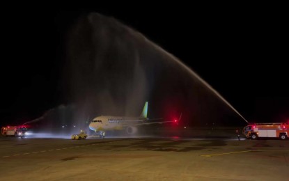 <p><strong>RESUMED.</strong> Cebu Pacific Air's maiden flight 5J 242 receives a water canon salute as it about to depart for Hong Kong from the Iloilo International Airport on Sunday evening (Oct. 27, 2024). The airport resumed its international flights after nearly five years of hiatus due to the Covid-19 pandemic. <em>(Screenshot from Iloilo International Airport FB video)</em></p>