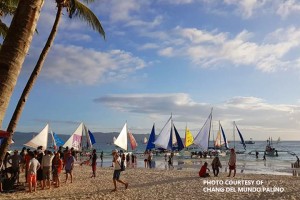 Army, Navy forces augment security in Boracay