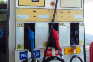 Oil pump prices rise on Labor Day 