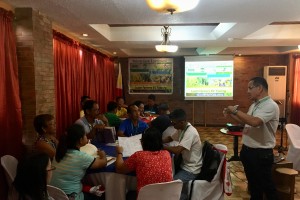 Training-workshop enlightens Ilocos farmers on biotech agriculture