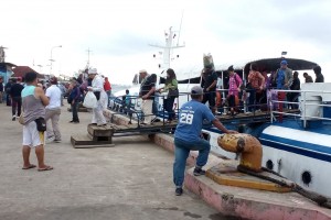 Coast Guard suspends Zamboanga-Basilan boat trips