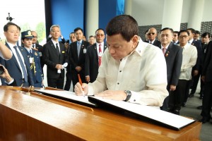 Duterte, Moon vow to boost bilateral ties
