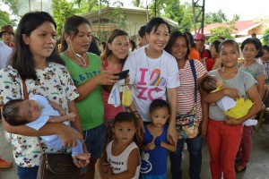 Zamboanga mayor vows to keep working despite threat