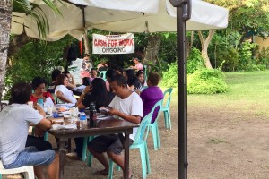 DSWD-6 extends over P100-M aid to Boracay residents, workers