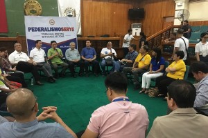 DILG, federalism experts conduct dialogue in Albay