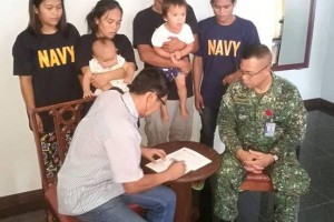 Rescued from Sayyaf, families return to Zamboanga Norte